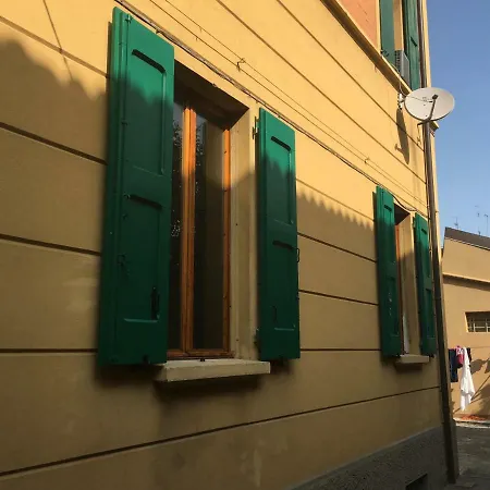 Corner Crespi * Bologna
