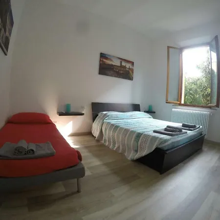 Corner Crespi Апартаменты Болонья